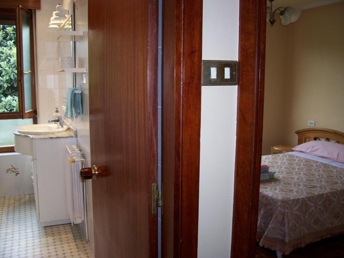 Pension ** Abaca Gijon Exterior photo