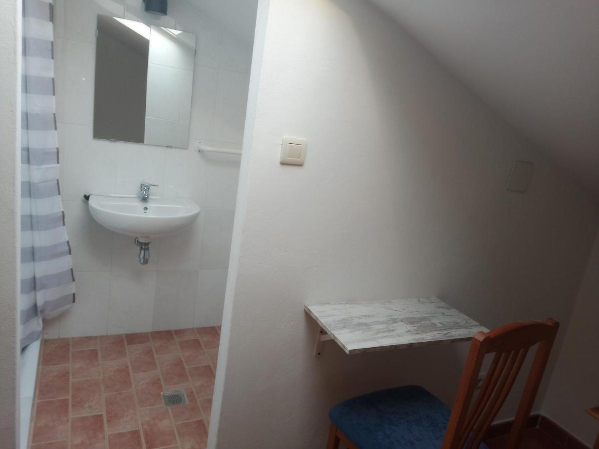 Pension ** Abaca Gijon Exterior photo