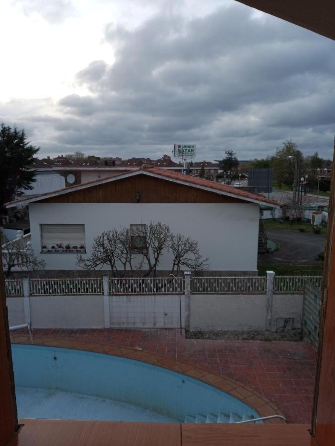 Pension ** Abaca Gijon Exterior photo