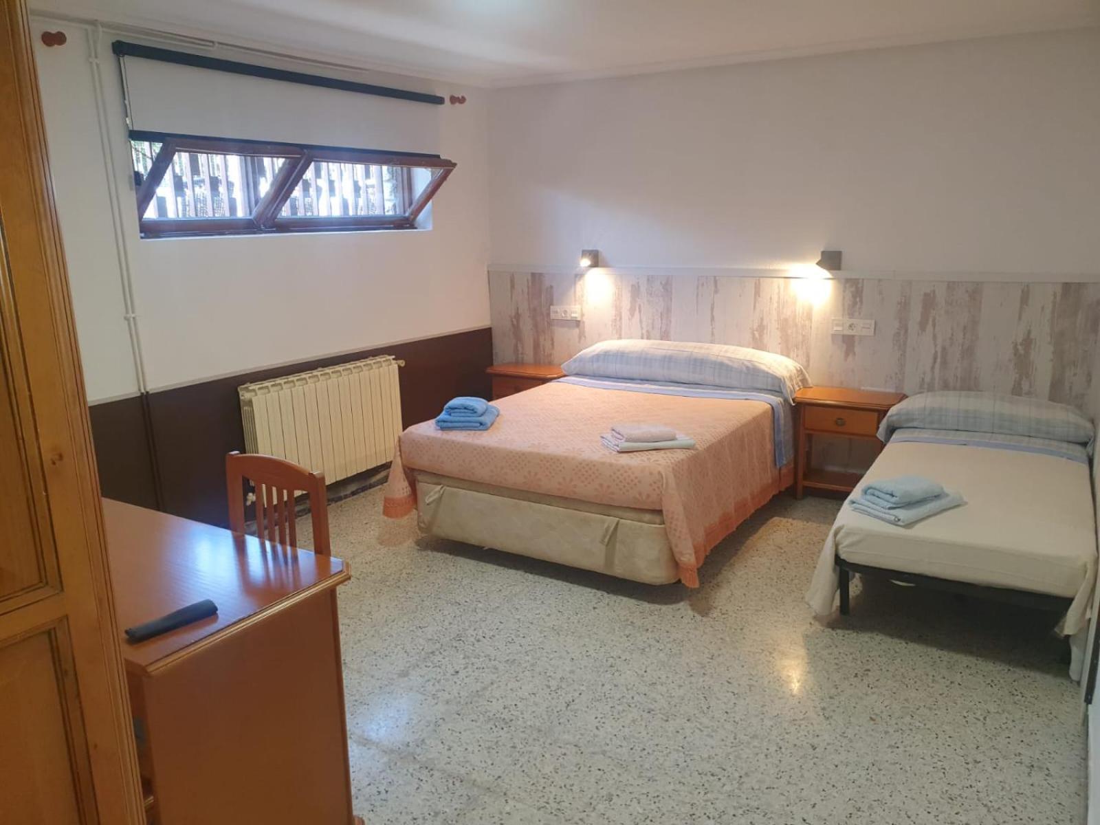 Pension ** Abaca Gijon Exterior photo
