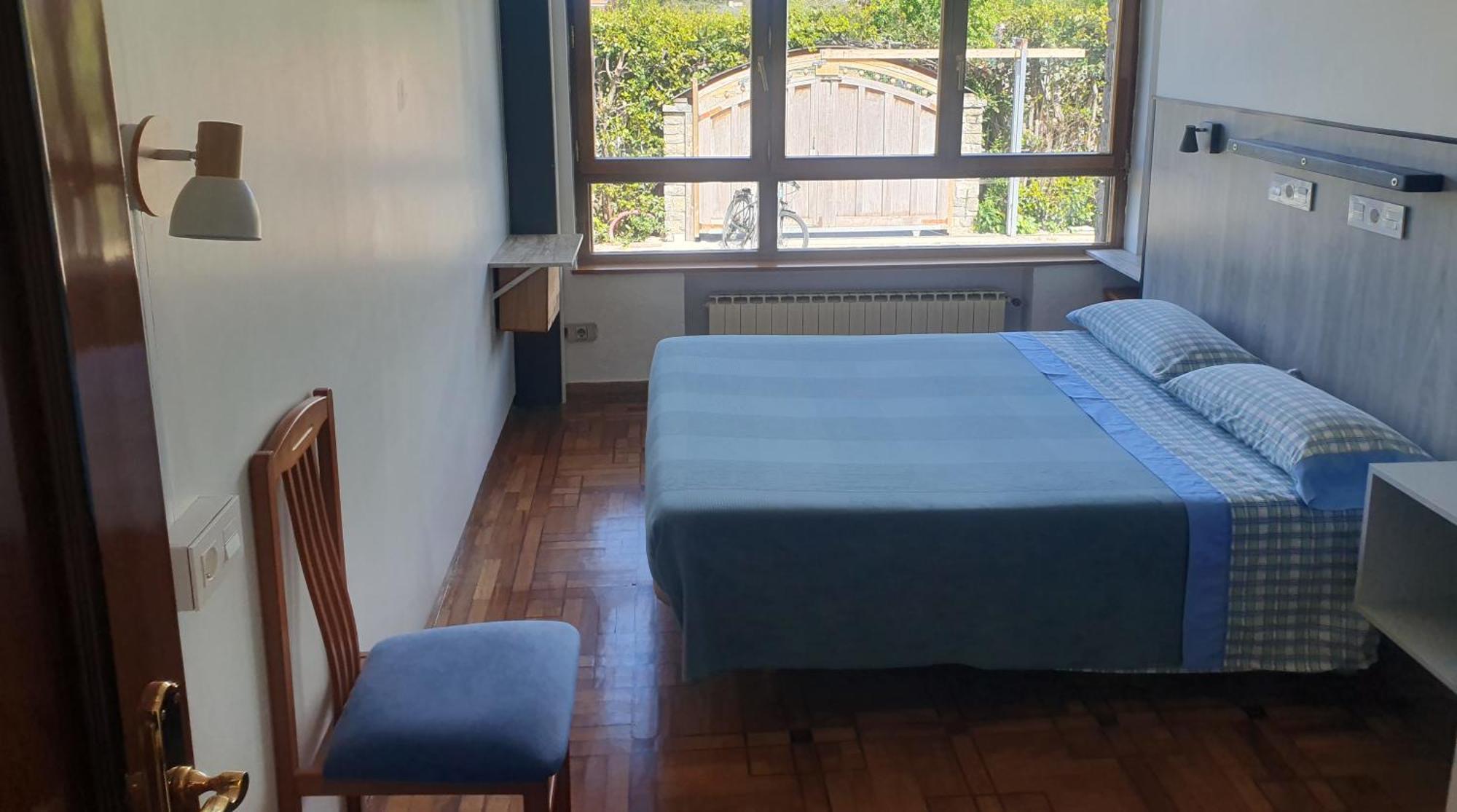Pension ** Abaca Gijon Exterior photo